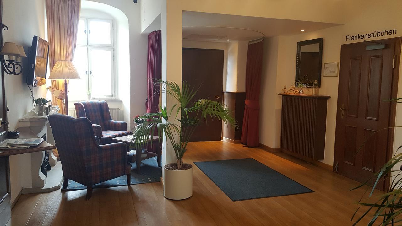 Hotel Goldener Adler Garni Hallstadt Exterior photo
