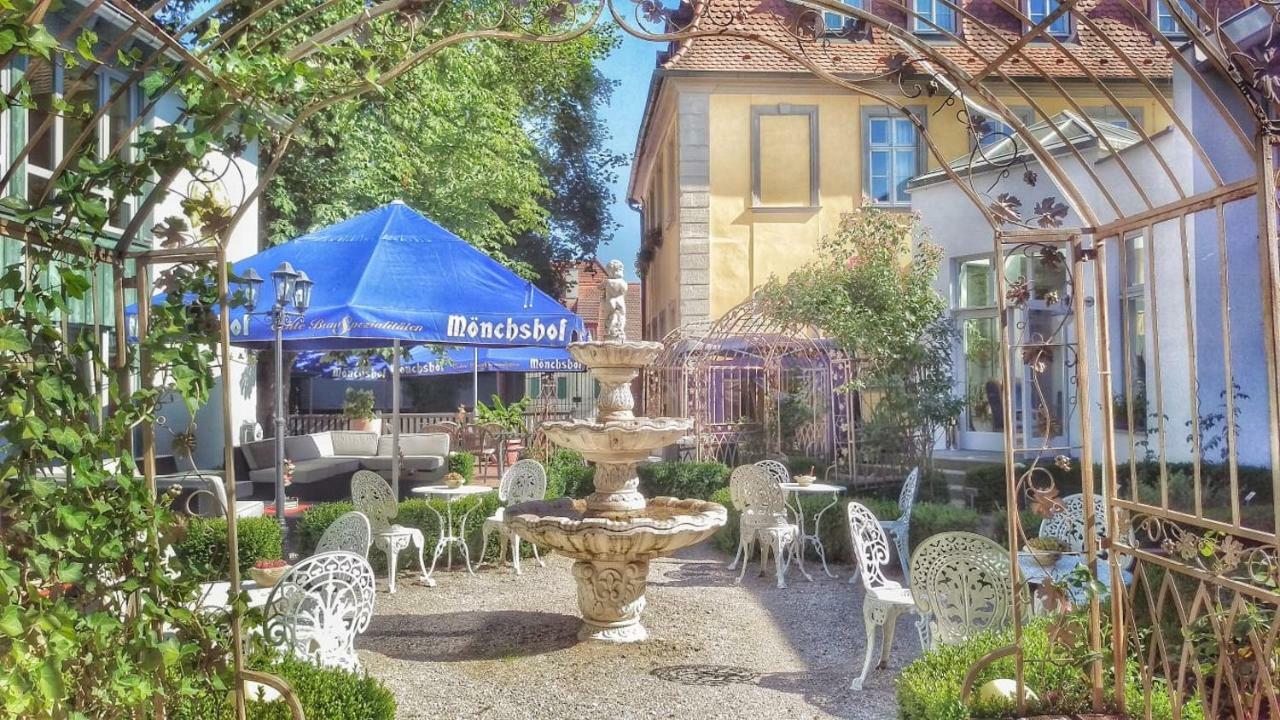 Hotel Goldener Adler Garni Hallstadt Exterior photo